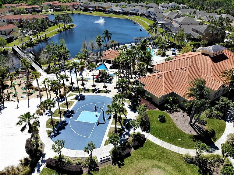 112 Madiera Beach Blvd — Photo 33