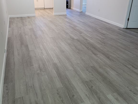 4th image of 1100 E Bay Dr APT 7