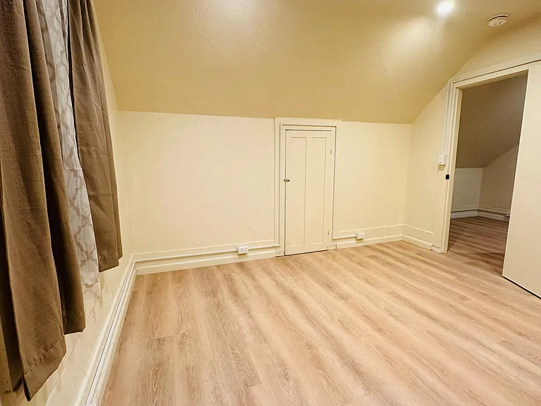 15 Maple St #1 — Photo 3