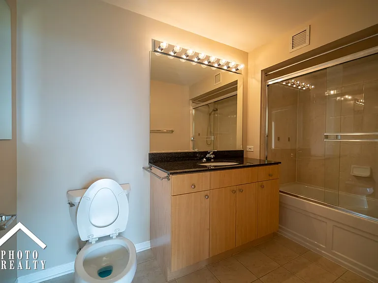 1640 Maple Ave #1208 — Photo 17