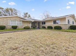 201 West Ellsworth LANE, Milwaukee, WI 53217