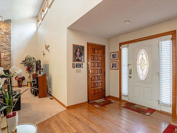 4th image of 5411 W Esche Dr
