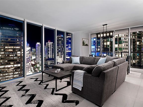 2nd image of 485 Brickell Ave APT 3208