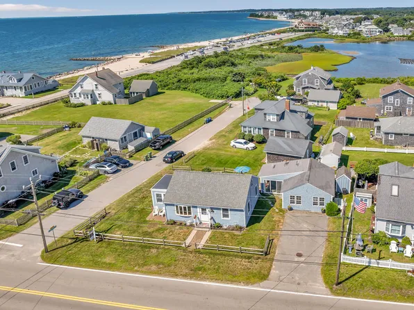 411 Maravista Avenue, Teaticket, MA 02536