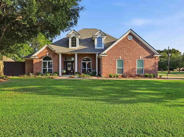 7695 Sir Kevin, Lumberton, TX 77657