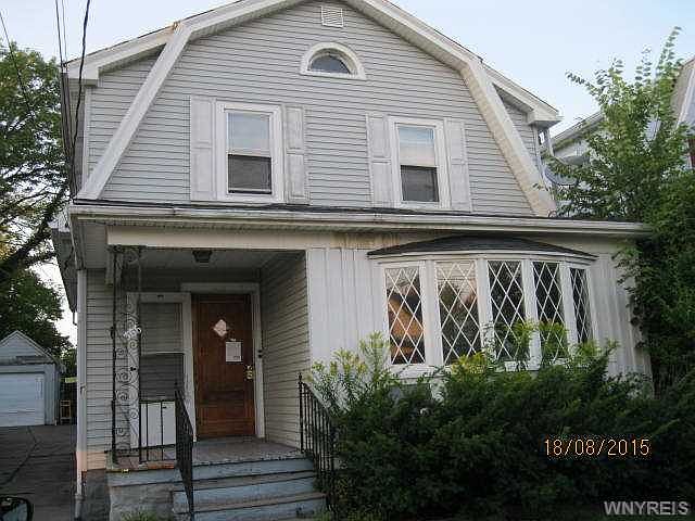 1st image of 366 Hewitt Ave