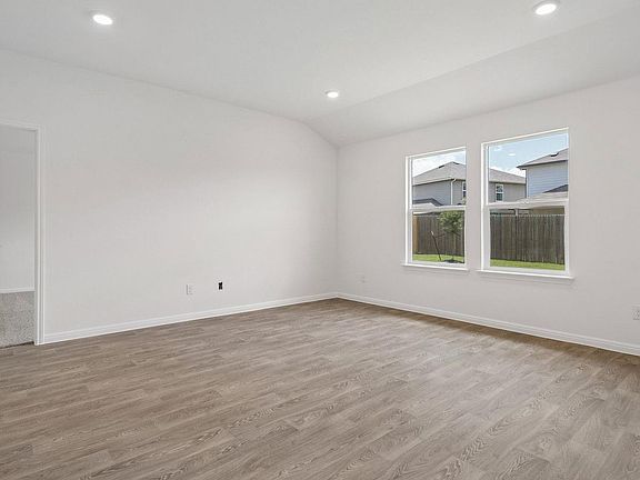 5th image of 598 Globe Mallow Cir