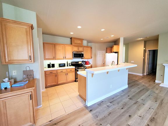 2nd image of 27935 Sirani Ct