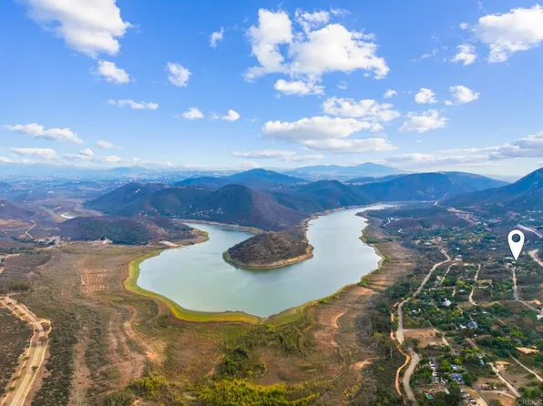 9703 Upas Ln, Escondido, CA 92029