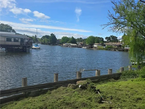 7333 Anchor Dr #100, Clearlake, CA 95422