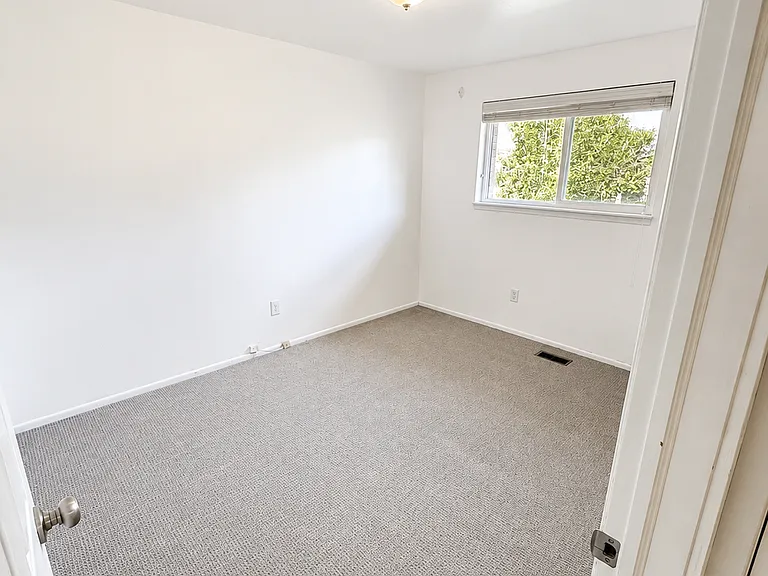 7223 S 1950 E #UP — Photo 17