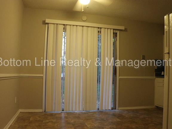 5th image of 4815 Horizon Cres