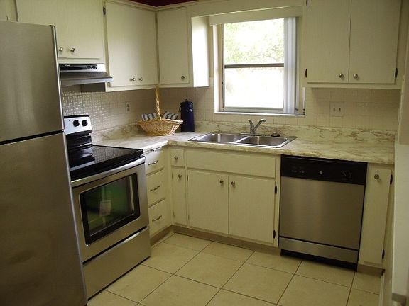 2nd image of 1222 Overcash Dr
