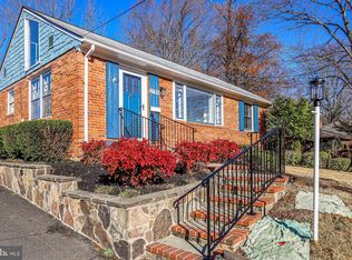 8102 Wingfield Pl, Alexandria, VA 22308