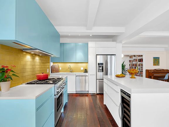 4th image of 760 W End Ave APT 3E
