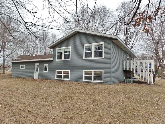 2nd image of 30 Ben Nevis Ln