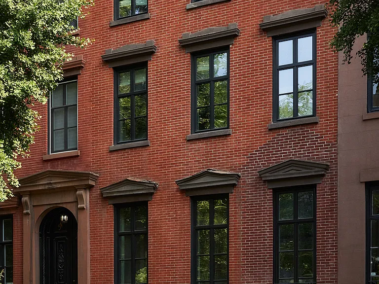 14 Saint Lukes Pl #1 — Photo 33