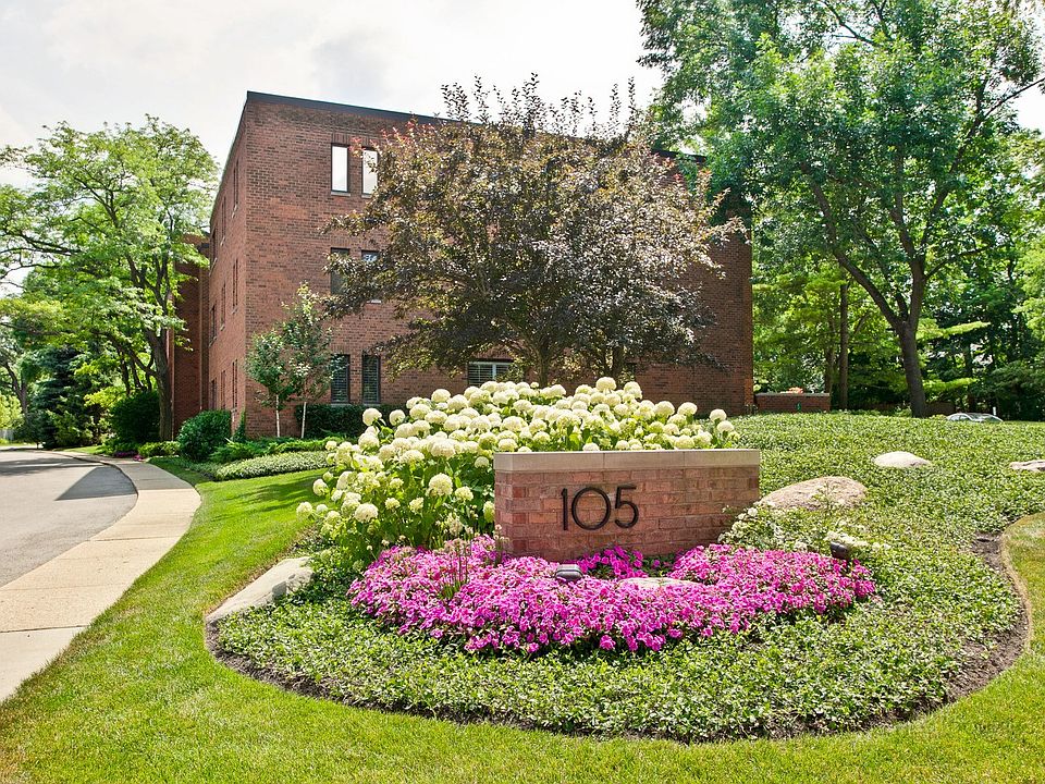 1st image of 105 E Laurel Ave APT 204