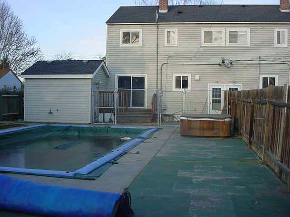 4th image of 1520/22 McPherson Ave