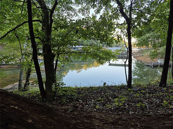 2nd image of 207 Turk Rd