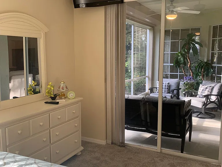 Master bedroom doorway to the lanai