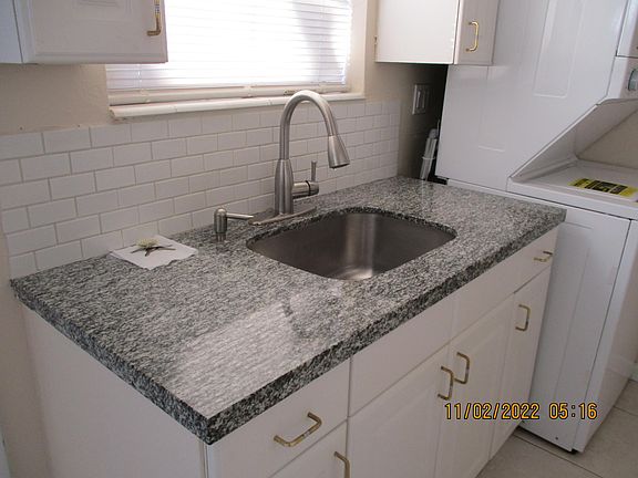 5th image of 1949 Taylor St APT 8