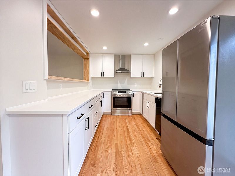 2nd image of 11245 12th Avenue S