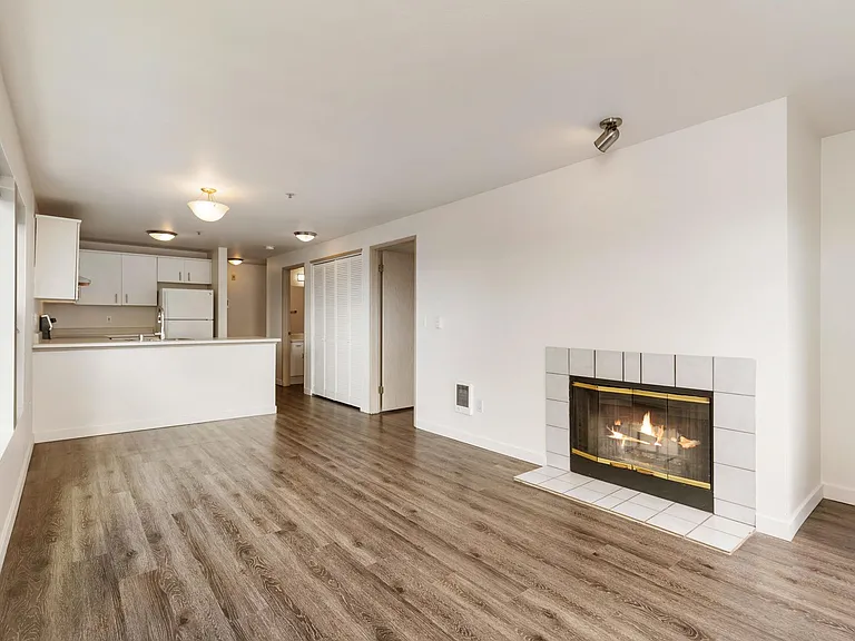 Alderview - 300 11th Ave — Photo 23