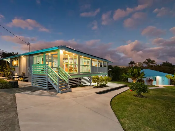 94-1419 Kia Kahi St, Naalehu, HI 96772