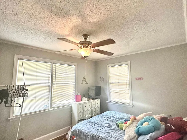 3415 Rosewood Dr — Photo 20