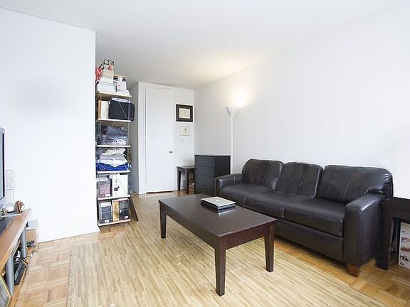 2nd image of 393 W 49th St APT 5K
