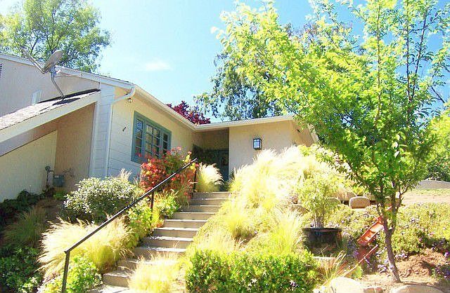 2nd image of 1501 Scenic Dr