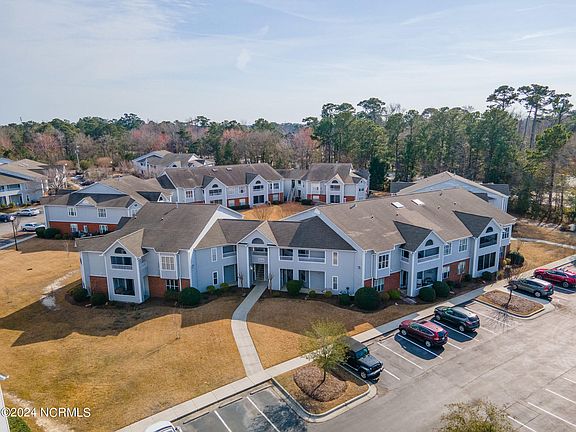 2nd image of 4144 Breezewood Drive Apt 201