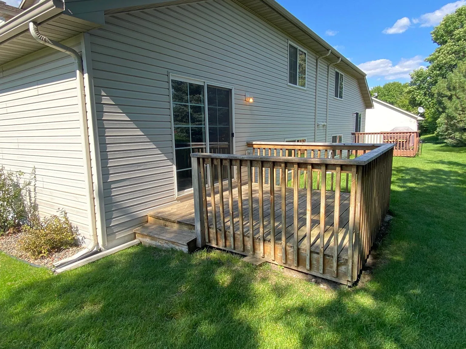 3 bed, 1850 sqft, $2,350 — Photo 4
