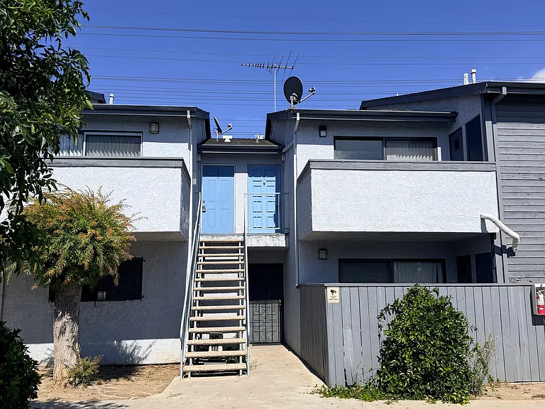 7126 Somerset Blvd #117 & 119 — Photo 1
