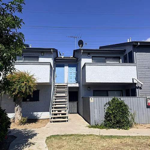 7126 Somerset Blvd #117 & 119 Photo 1