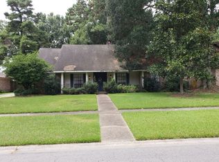 12940 Deerpath Way, Baton Rouge, LA 70816