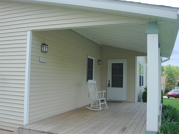 2nd image of 1246 E Miller Dr