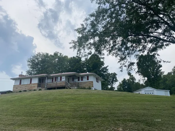 4380 Grandview Dr, Albany, OH 45710