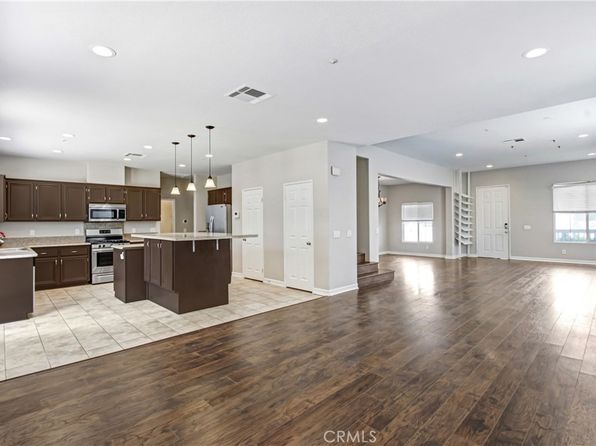 7184 Almeria Ave, Fontana, CA 92336