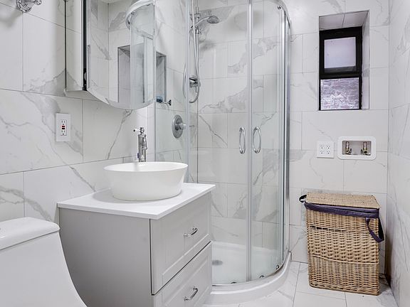 5th image of 414 E 10th St #4C