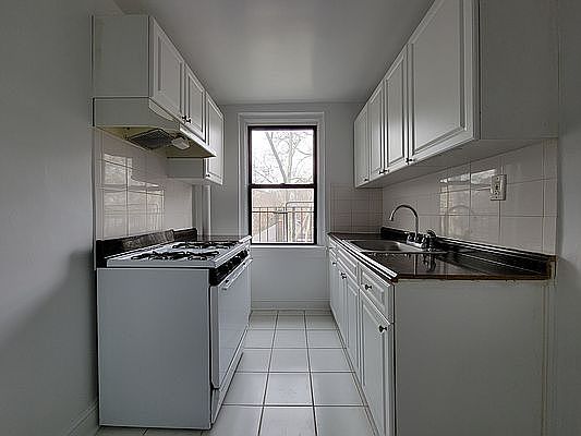 3rd image of 4601 Skillman Ave #F43