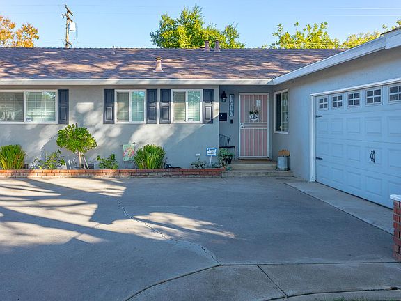 4th image of 1613 Cherrywood Dr