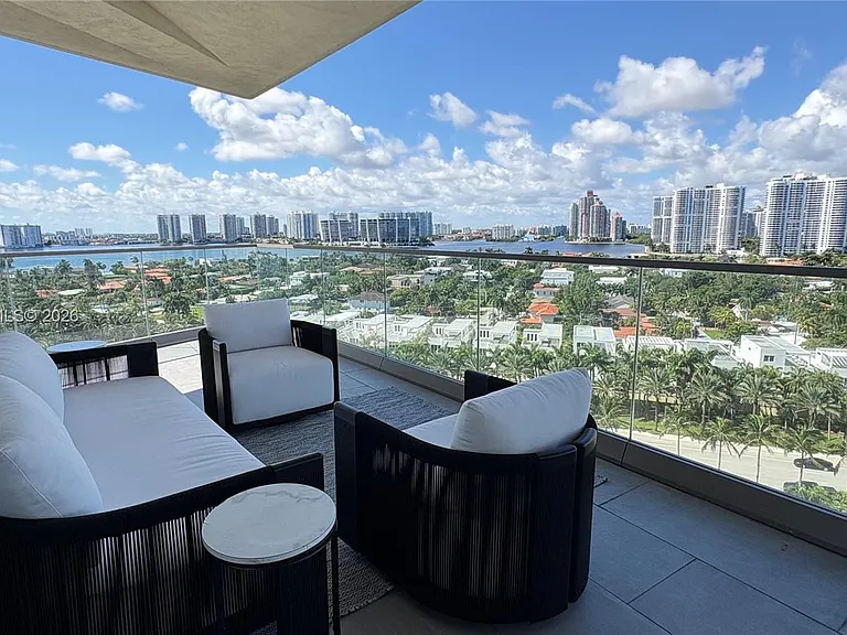 18975 Collins Ave #905 — Photo 23