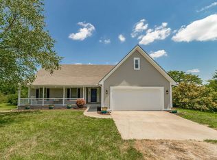23903 SW Hidden Valley Rd, Peculiar, MO 64078