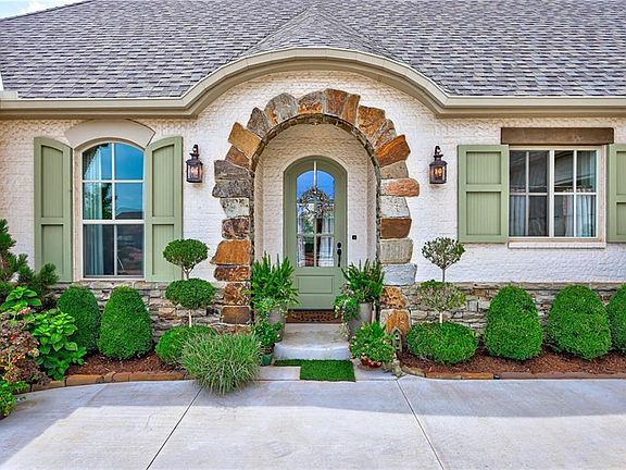 2nd image of 16417 Rhone Dr