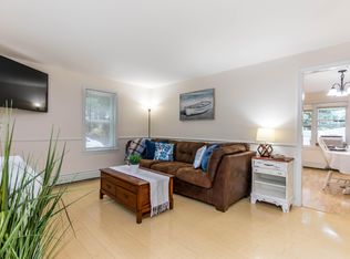 29 Pimlico Pond Rd, Forestdale, MA 02644