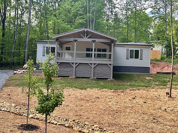 2nd image of 77 Rose Wood Ln