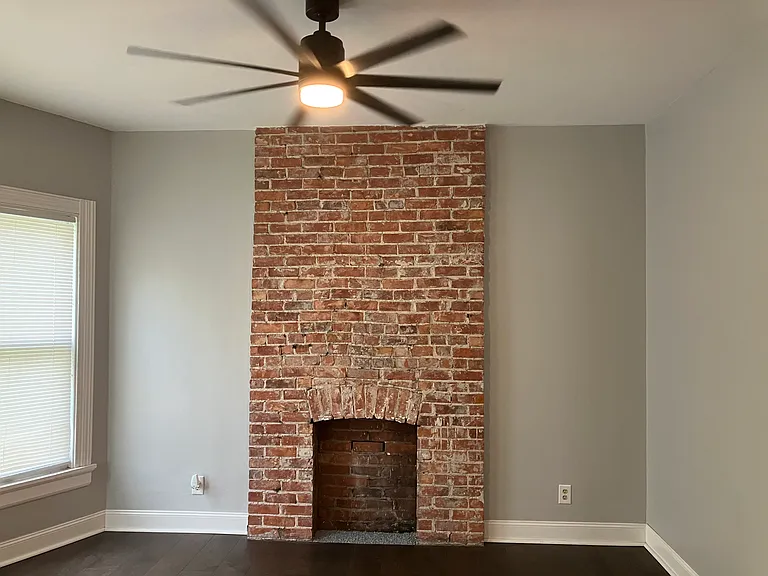 1137 N Superior St — Photo 6