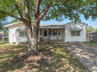 106 Circle Dr, Dewey, OK 74029